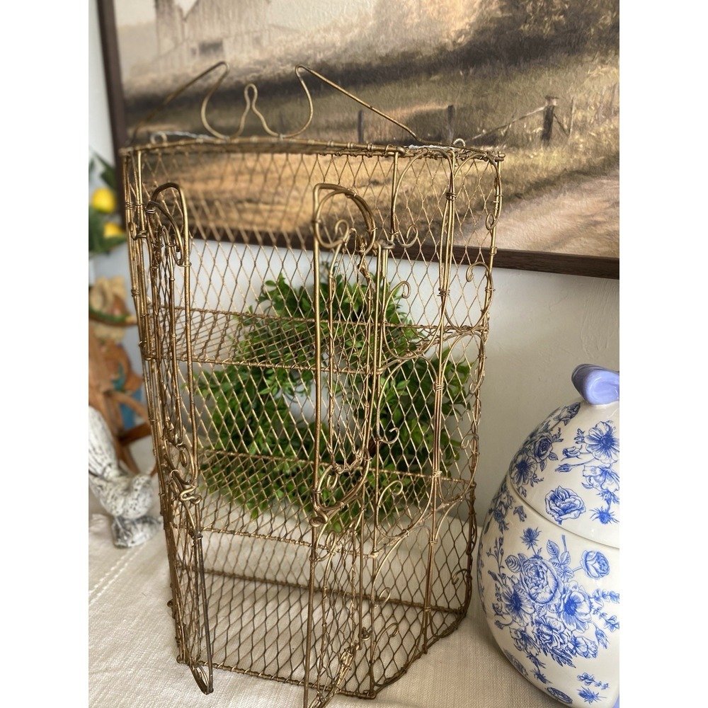 Metal Vintage Gold Color Miniature Twisted Wire Curio Shelf Approx.18 InchesTall - Picture 3 of 6